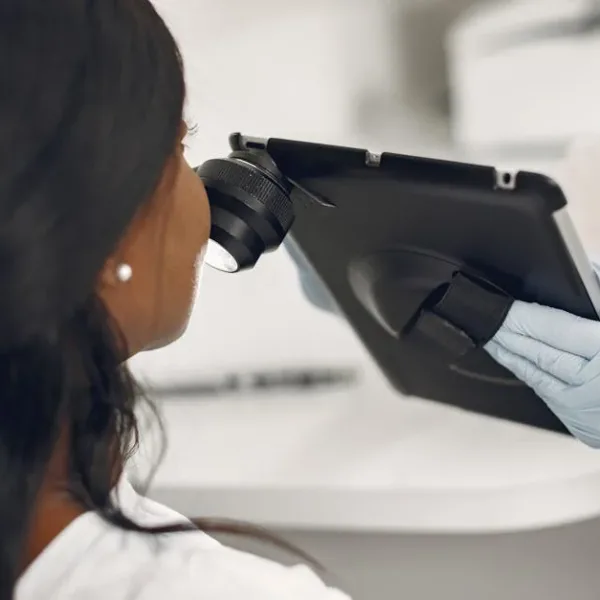 Kan AI diagnostisera hudcancer från ett foto med dermatologisk noggrannhet?