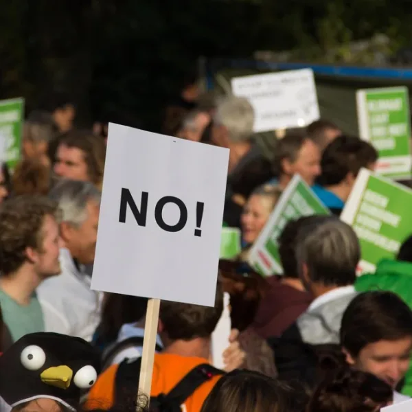 L'IA peut-elle identifier et faire taire les voix dissidentes à l'échelle planétaire en utilisant les réseaux sociaux ?