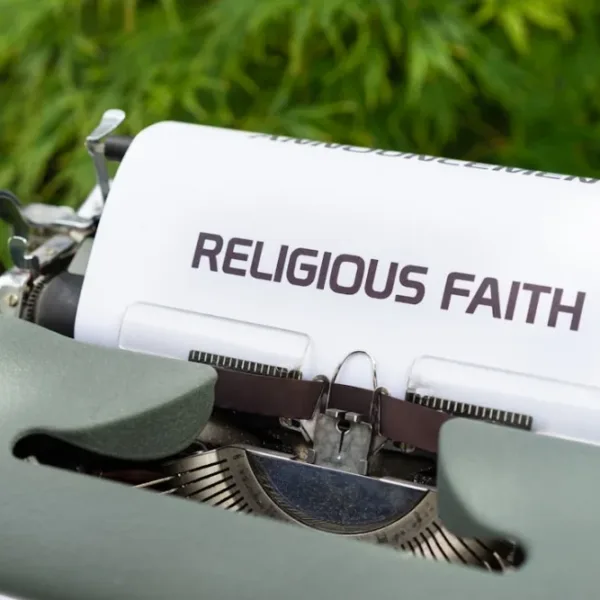 Può l'IA rilevare e sopprimere i tentativi di conversione religiosa?
