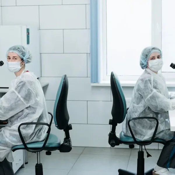 Poate AI transforma reproducerea umană într-un proces centralizat condus de AI?