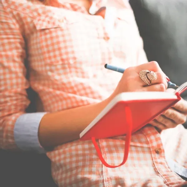 Can AI create a personalized curriculum that maximizes student engagement across subjects?